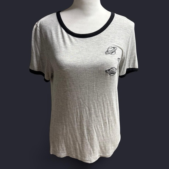 Messy Bun Just Chillin’ Space Graphic Tee – Size Medium | Embroidered Planets - Picture 1 of 9